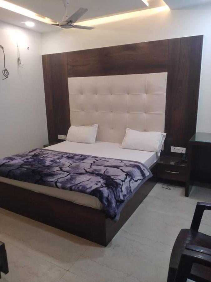 Hotel Uday Raj By Wb Inn Agra  Eksteriør billede